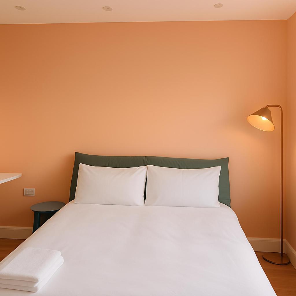 Zozy Clitterhouse Hotell London Rum bild