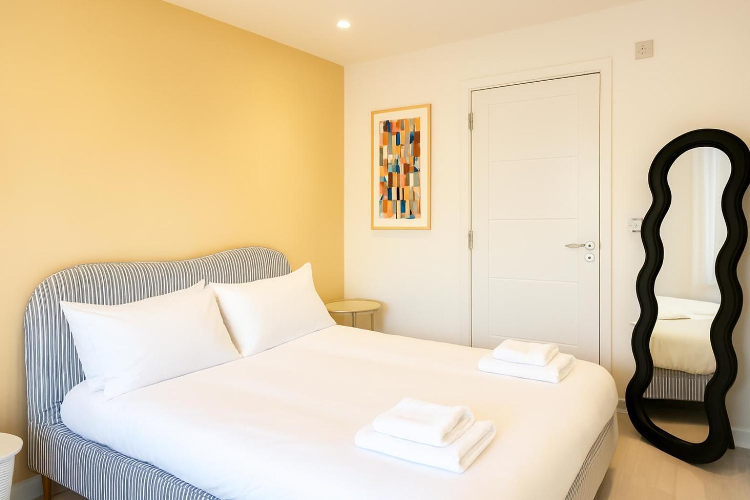 Zozy Clitterhouse Hotell London Rum bild